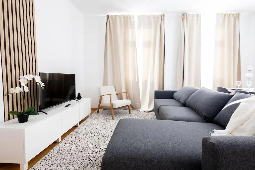 Orestaliving- 3Br On The Daube Canal/Friedensbruecke Vienna Austria
