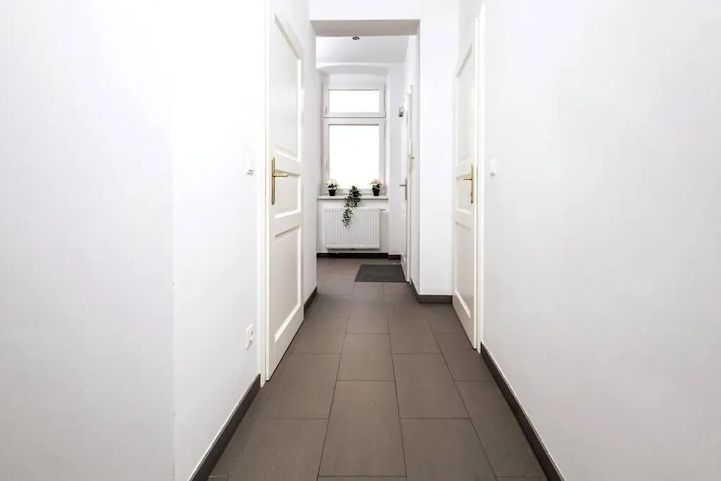 Apartment Orestaliving- 3Br On The Daube Canal/Friedensbruecke Vienna